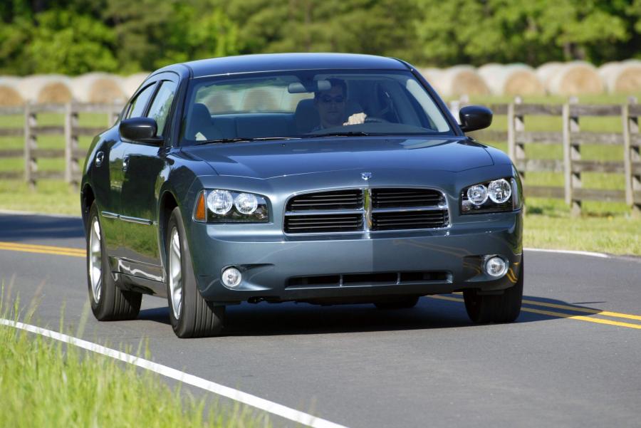  Dodge Charger 2006 года  (фото 11 из 14)